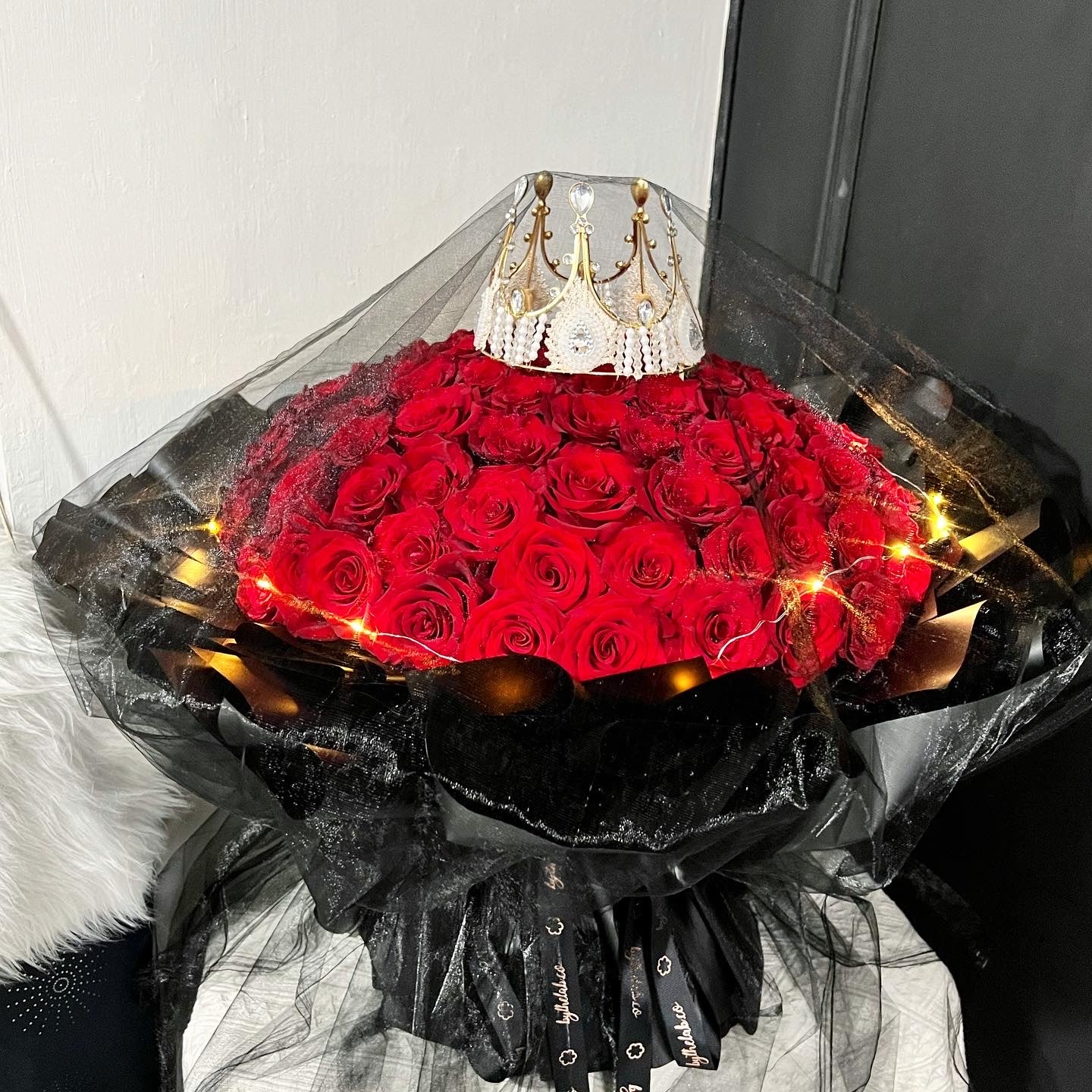 99 Stalks Fresh Red Roses in Dreamy Black Bouquet