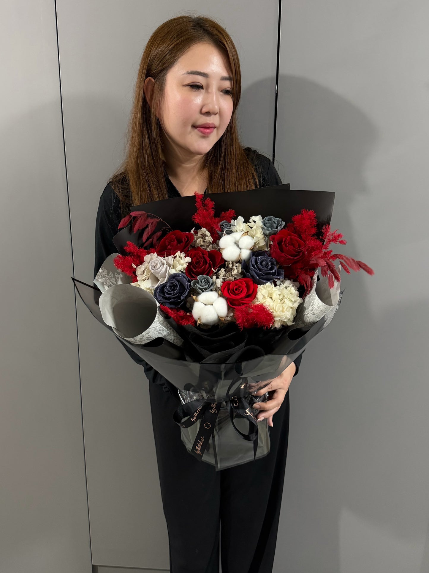 Mysterious Love - Large Preserved Roses Bouquet