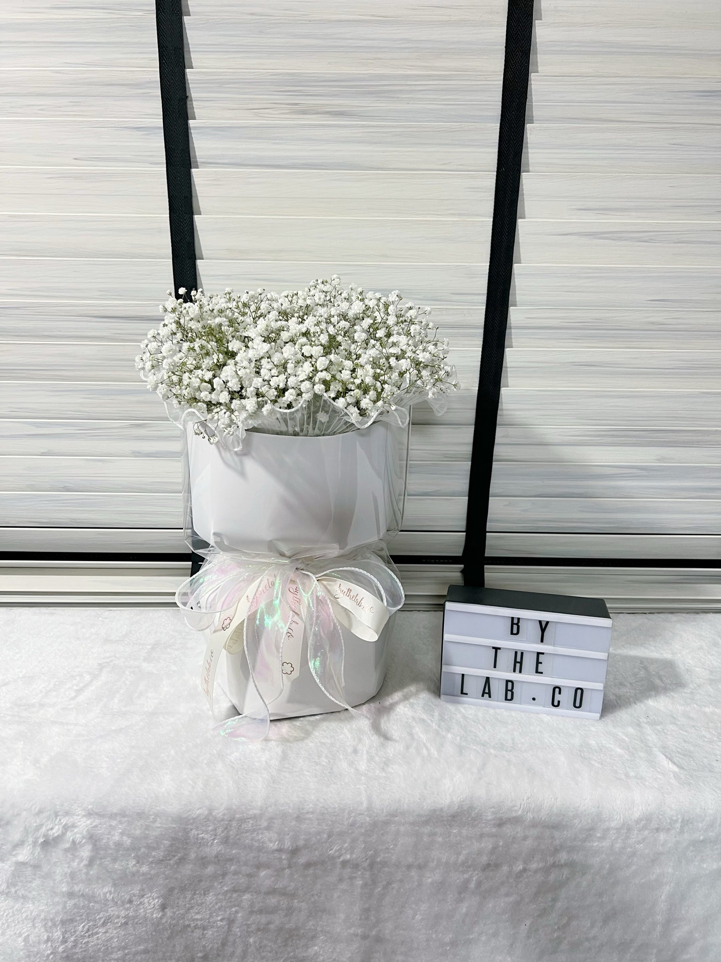 Fresh Baby Breath Bouquet (Round)