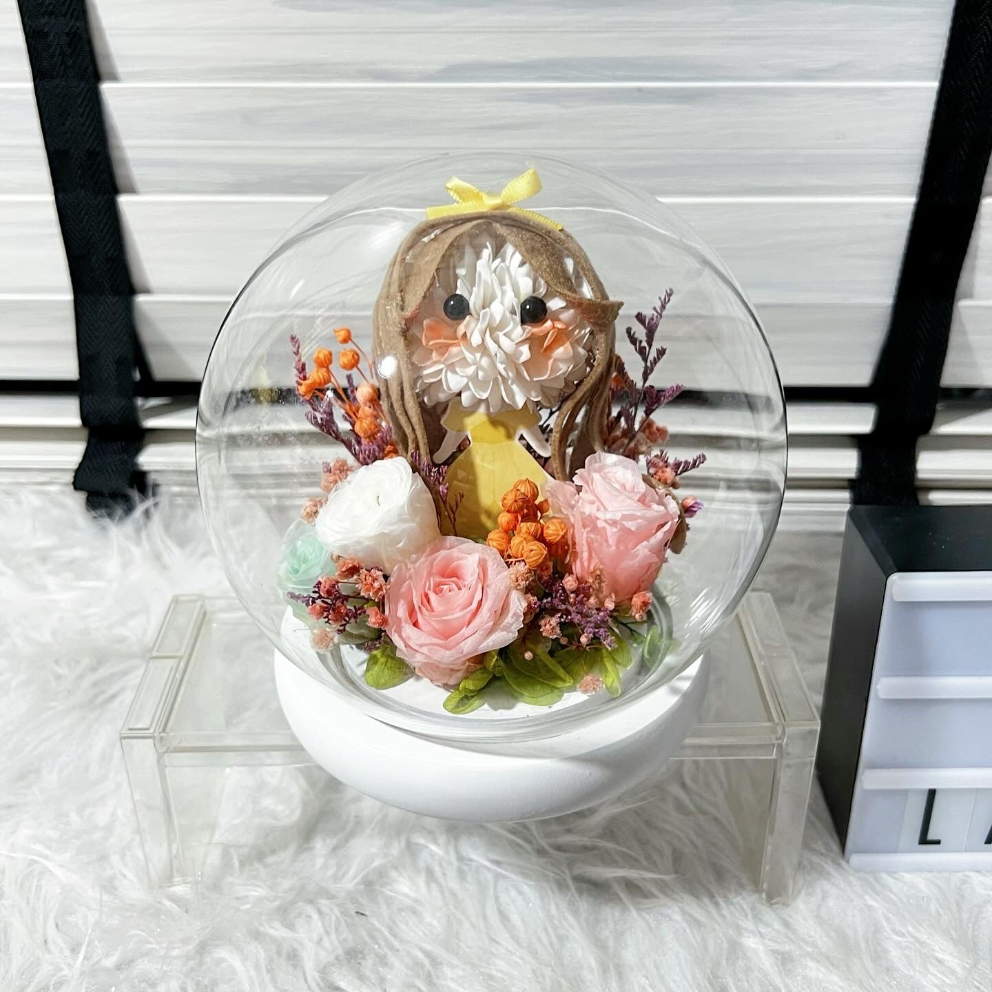 Promo! Character Glass Dome - Belle