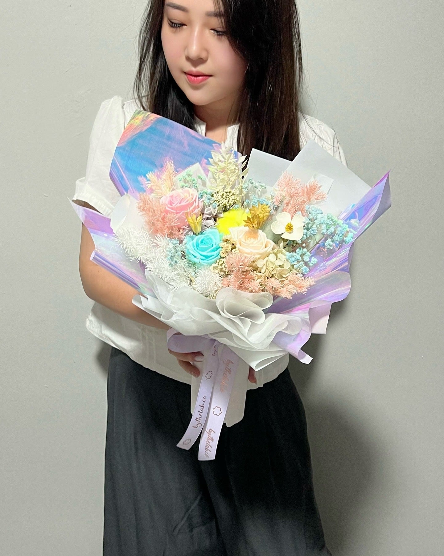 Preserved Roses Flower Bouquet - Holographic Candy