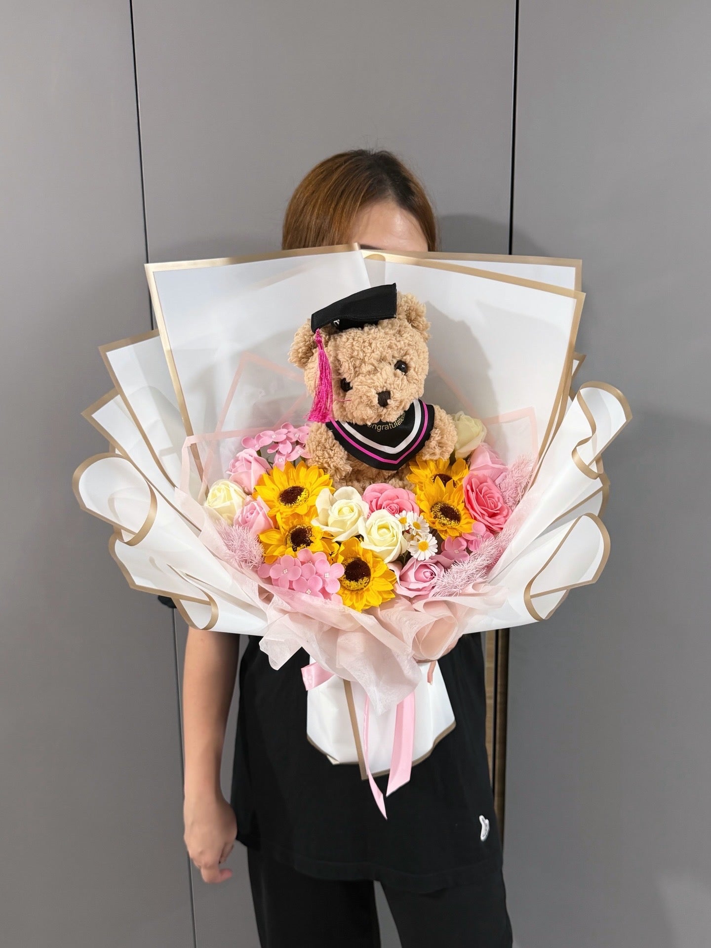 PROMO : Large Graduation Bear with Soap Sunflower and Roses Bouquet - Pink
