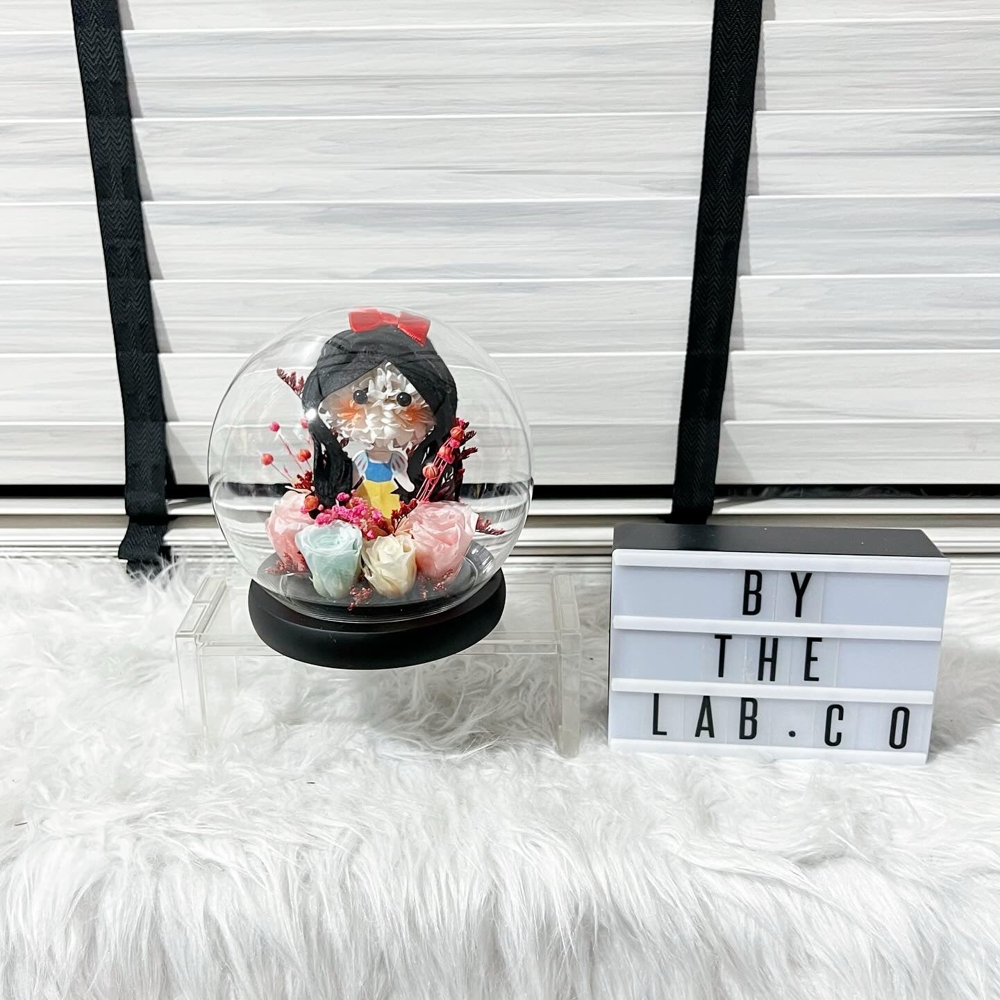 Promo! Character Glass Dome - Snow White