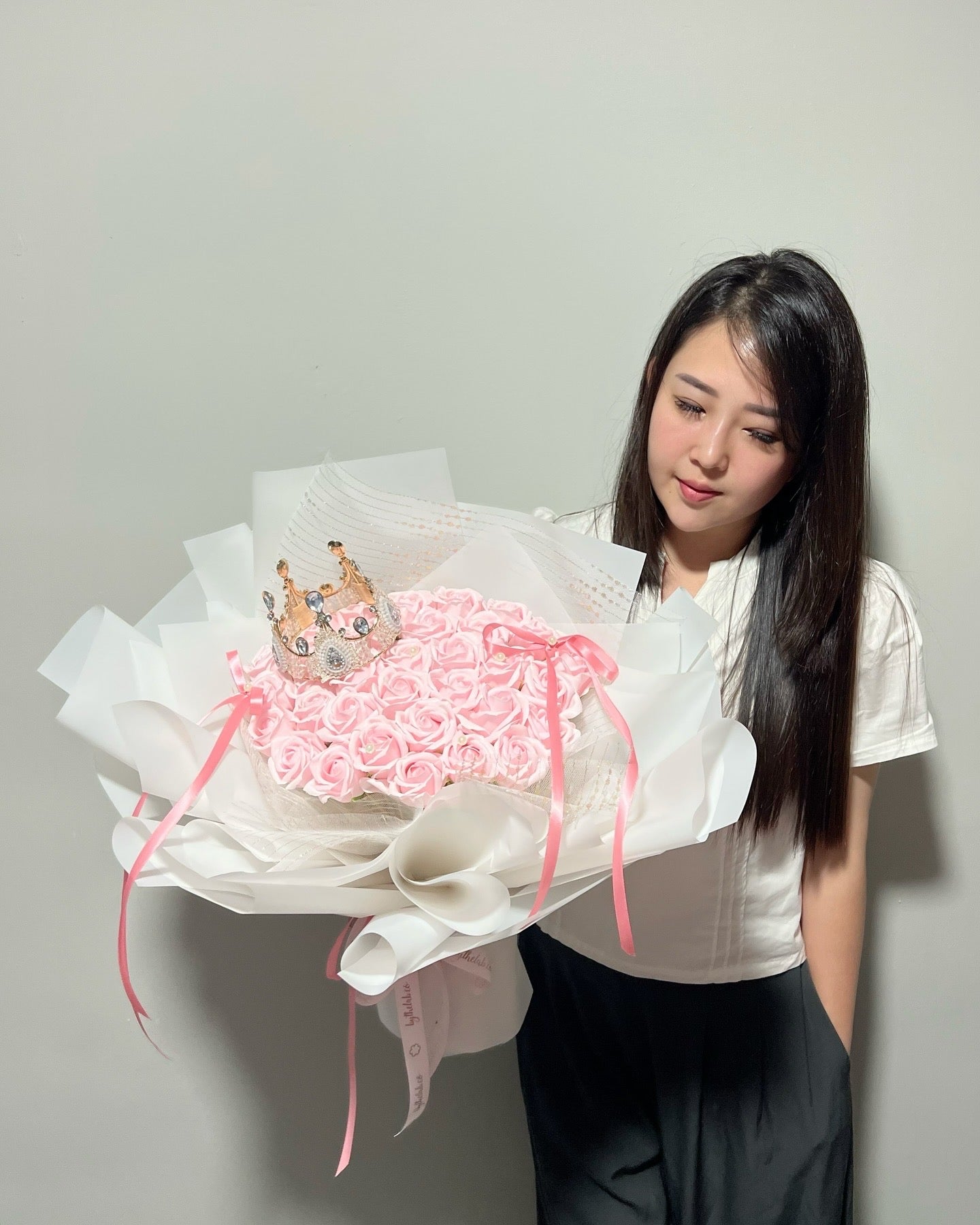 33 Stalks - ''Princess Dream'' Pink Soap Roses Bouquet