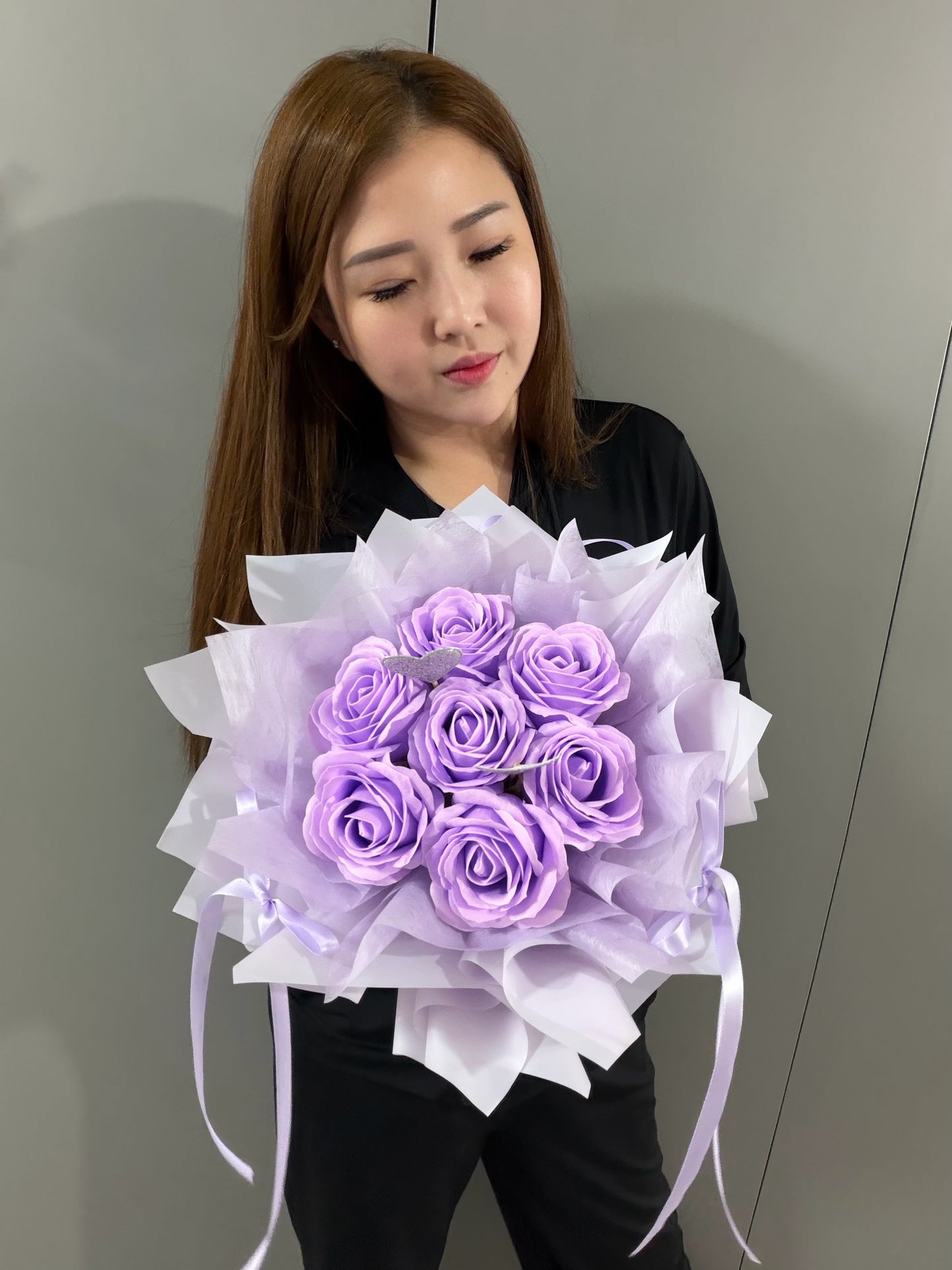 Small Fantasy Bouquet in Purple Soap Roses