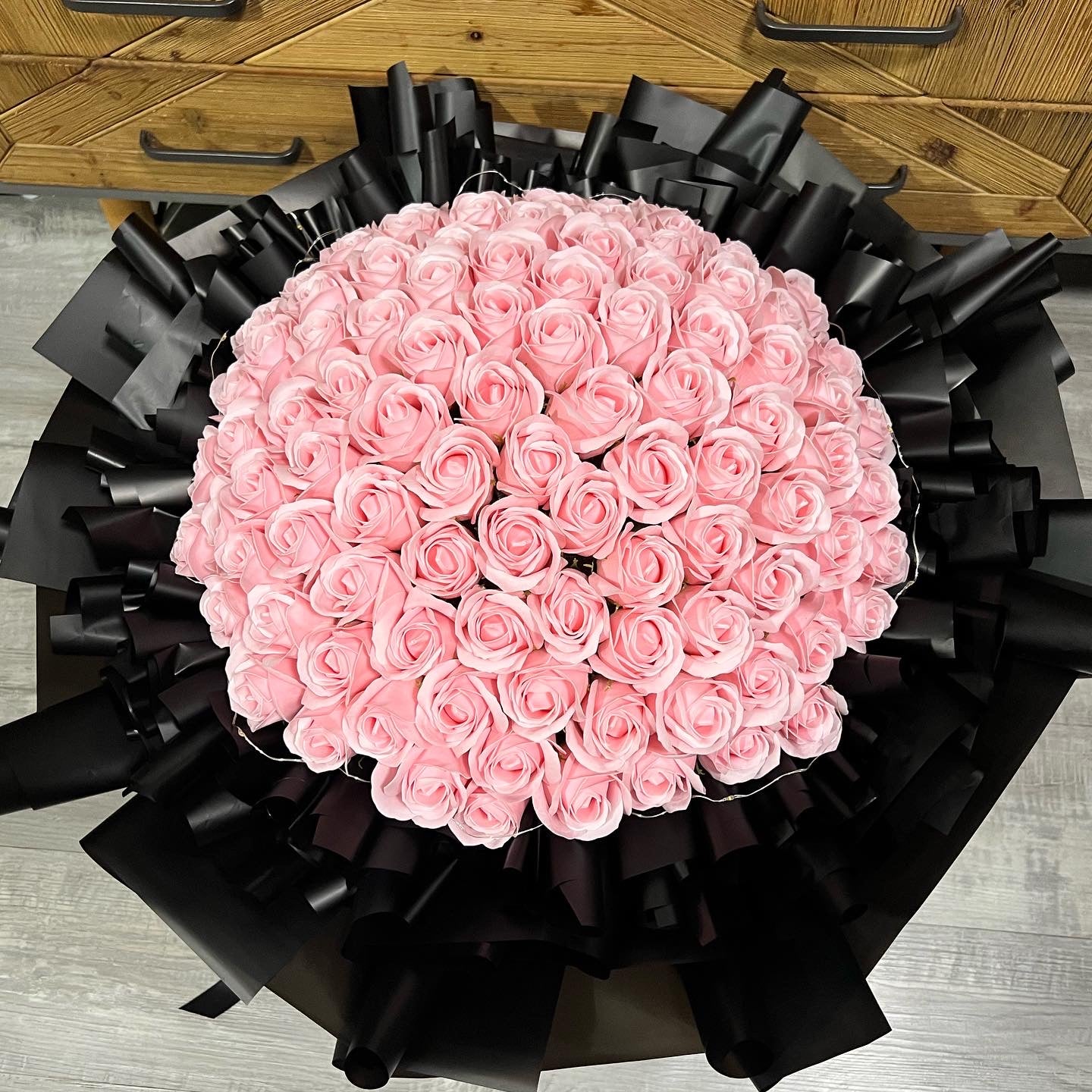 Full Bloom Bouquet in 99 stalks Soap Roses - Black Pink