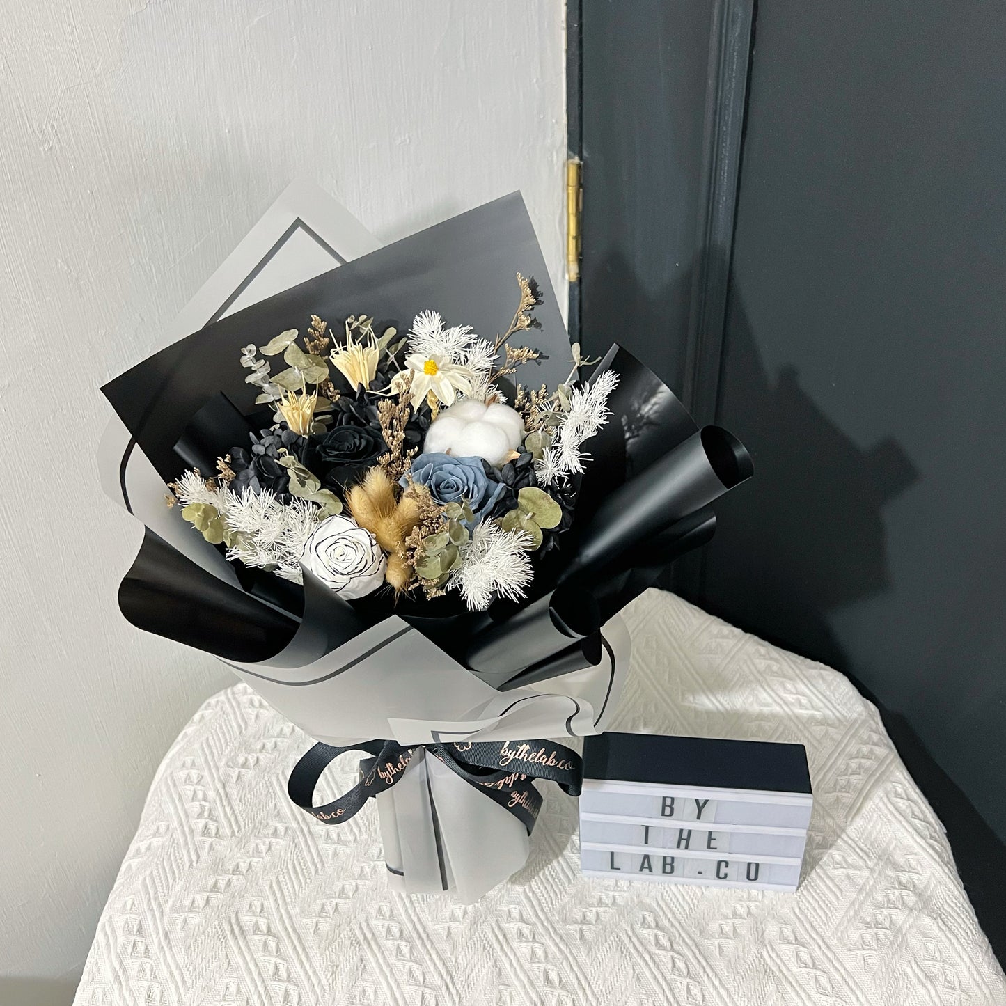 Preserved Roses Flower Bouquet - Black Knight