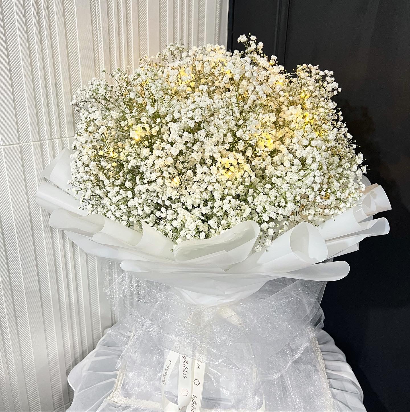 XLarge Fresh Baby Breath Bouquet - Dreamy White