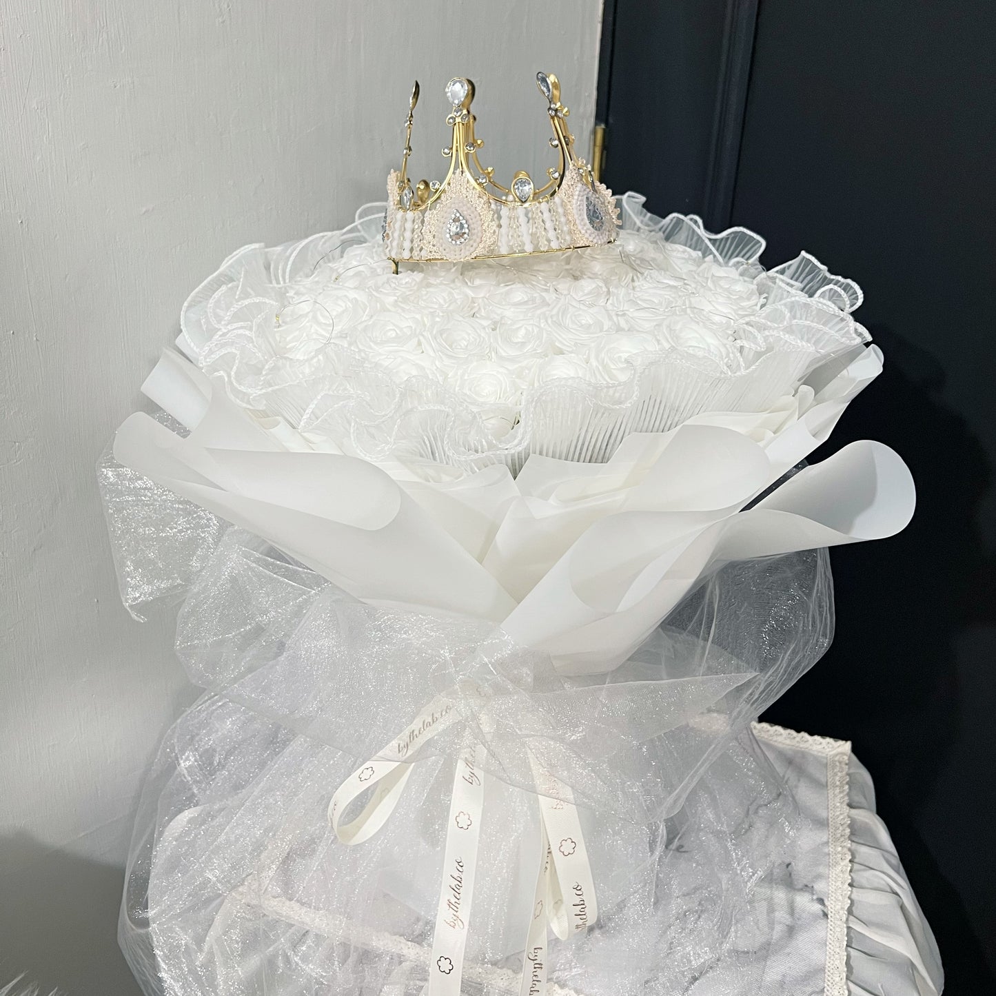 52 Stalks White Preserved Roses in Dreamy White