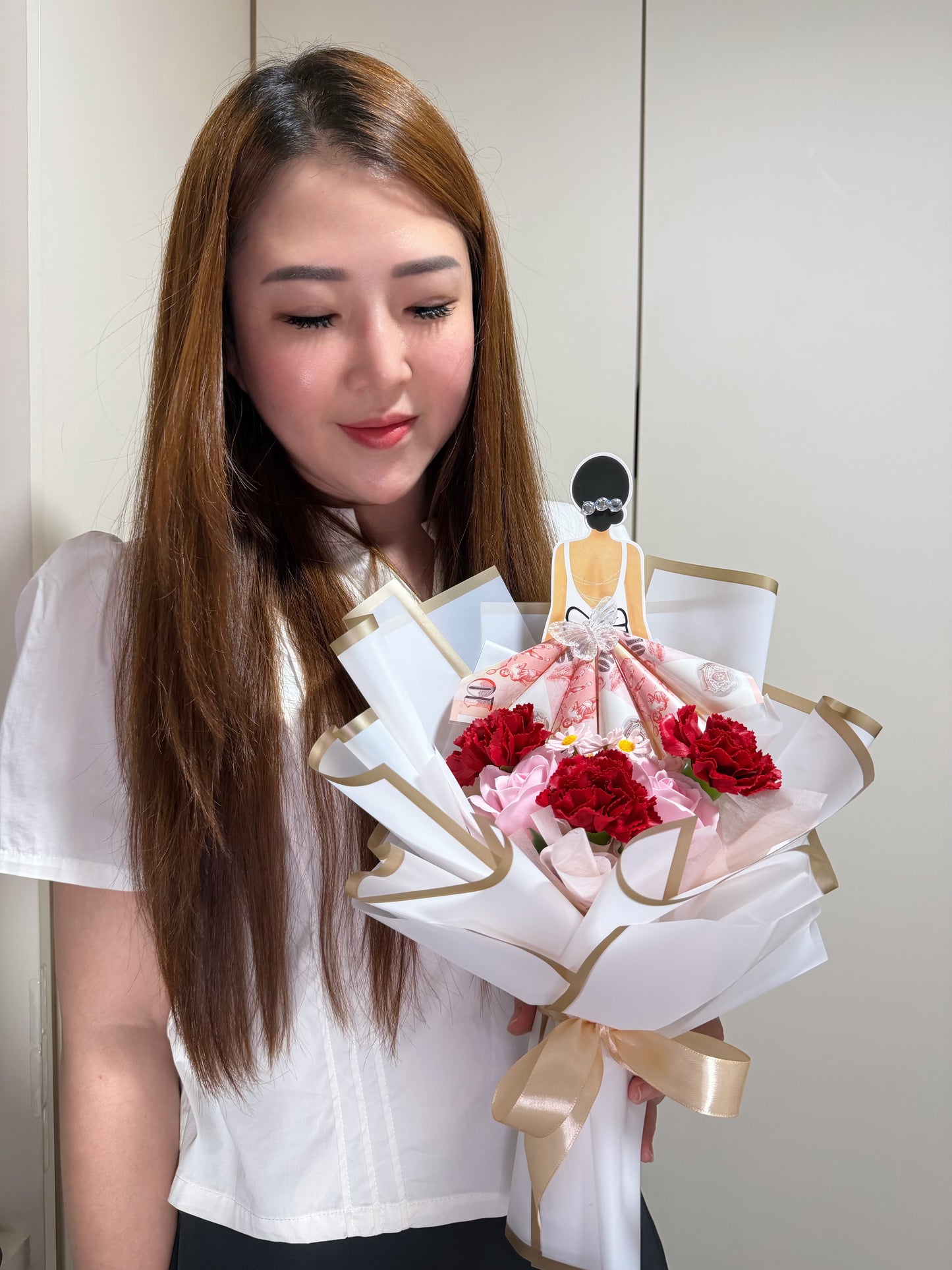 (Avail! Whatsapp To Order) Enchanted Gown Money Cash Bouquet with Carnation and Roses Soap Flowers!