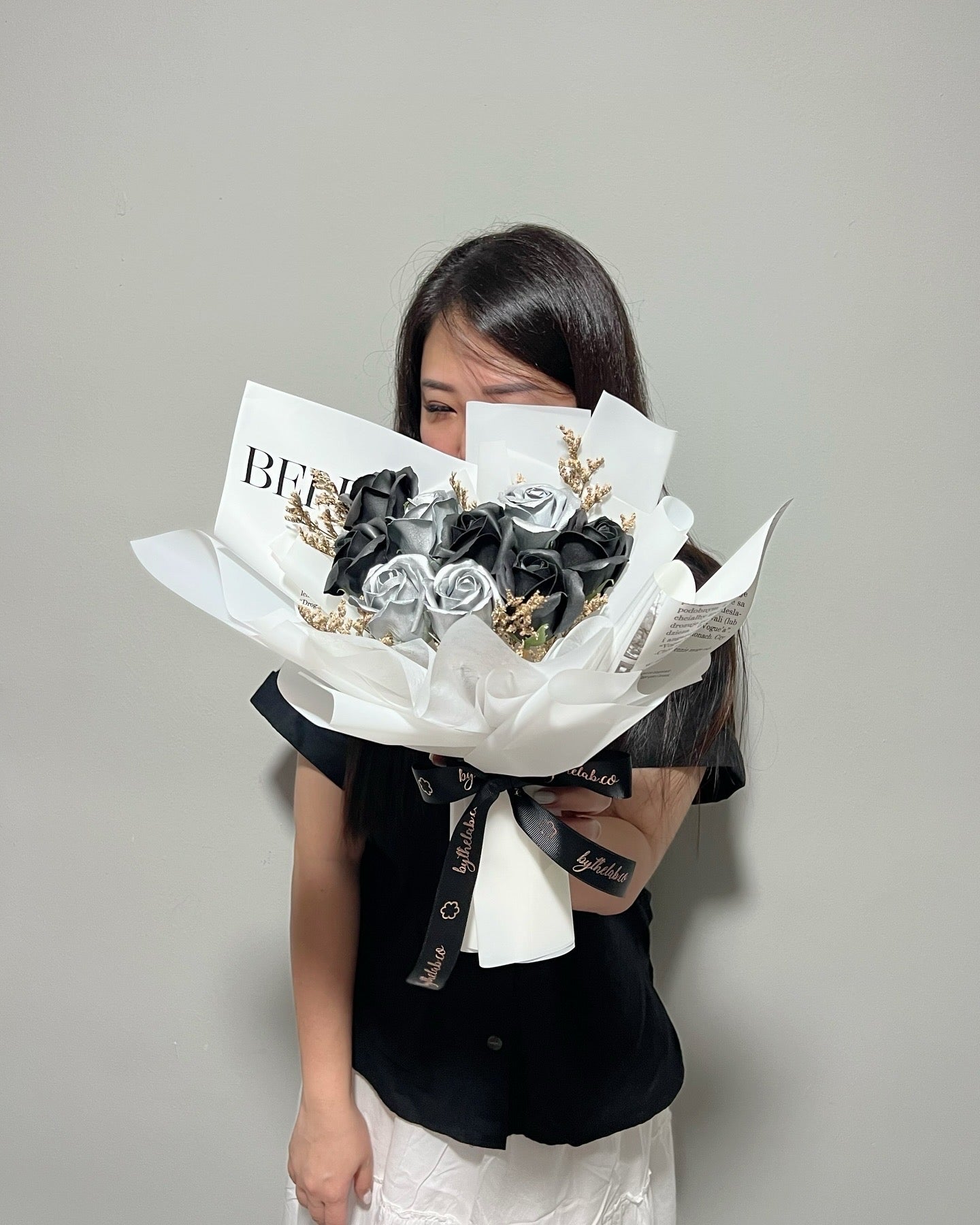 Maga Silver Black Soap Roses Bouquet