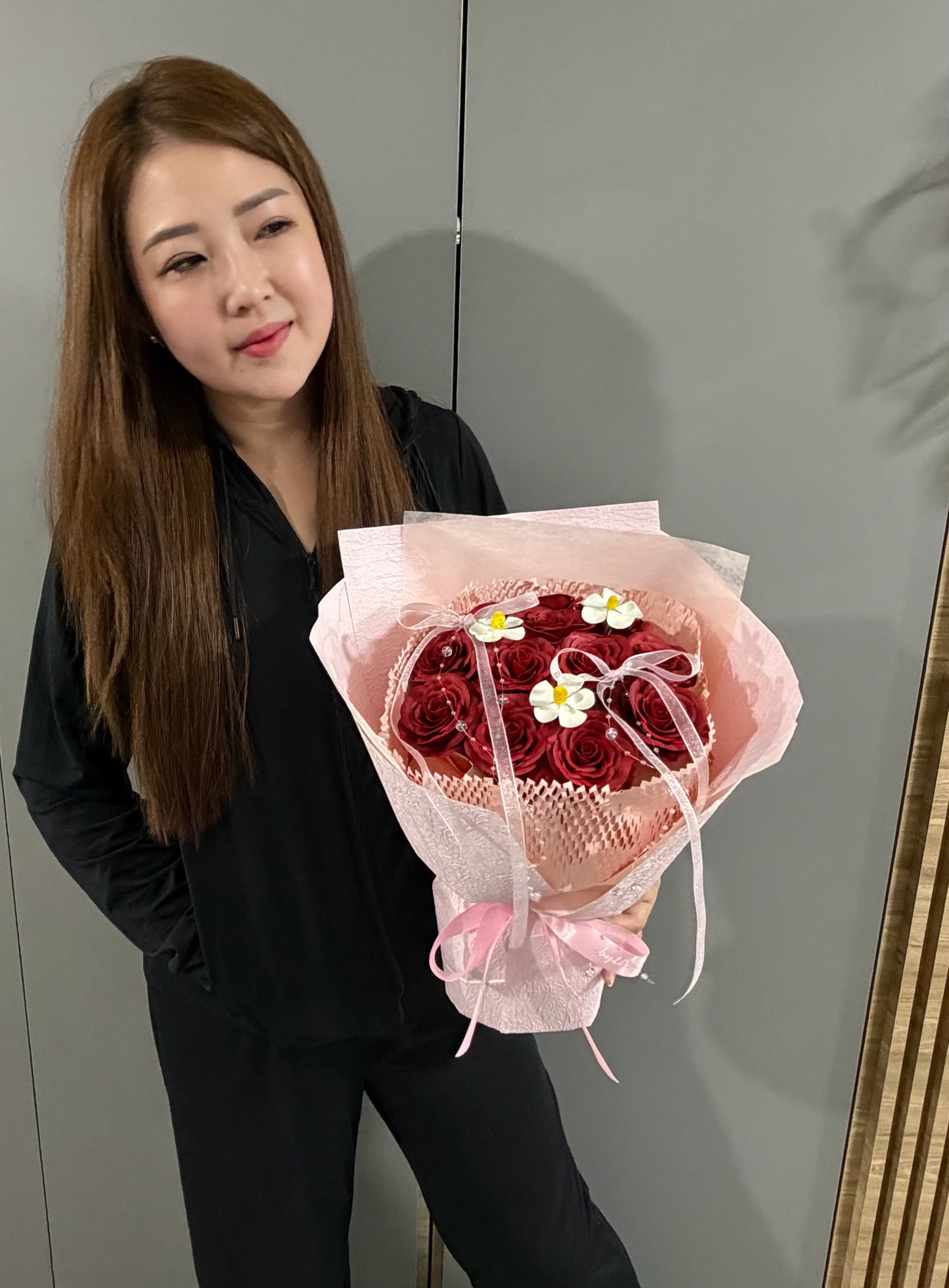 Daisy Classical Premium Soap Roses in Red