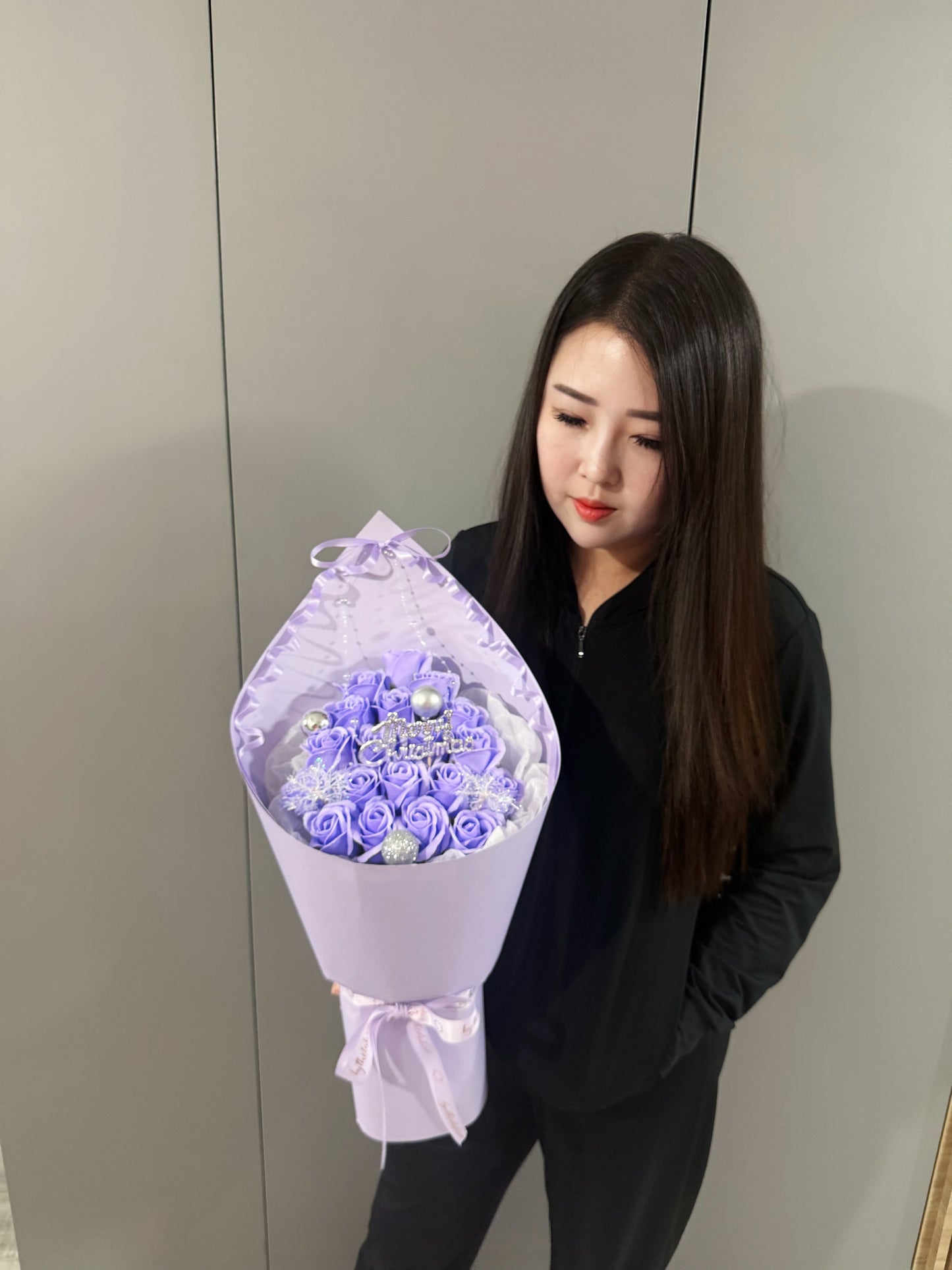 Xmas Special : Flowy Ribbon Soap Roses Bouquet