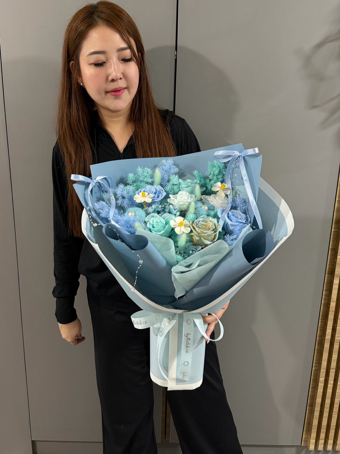 Ocean Love - Large Preserved Roses Bouquet