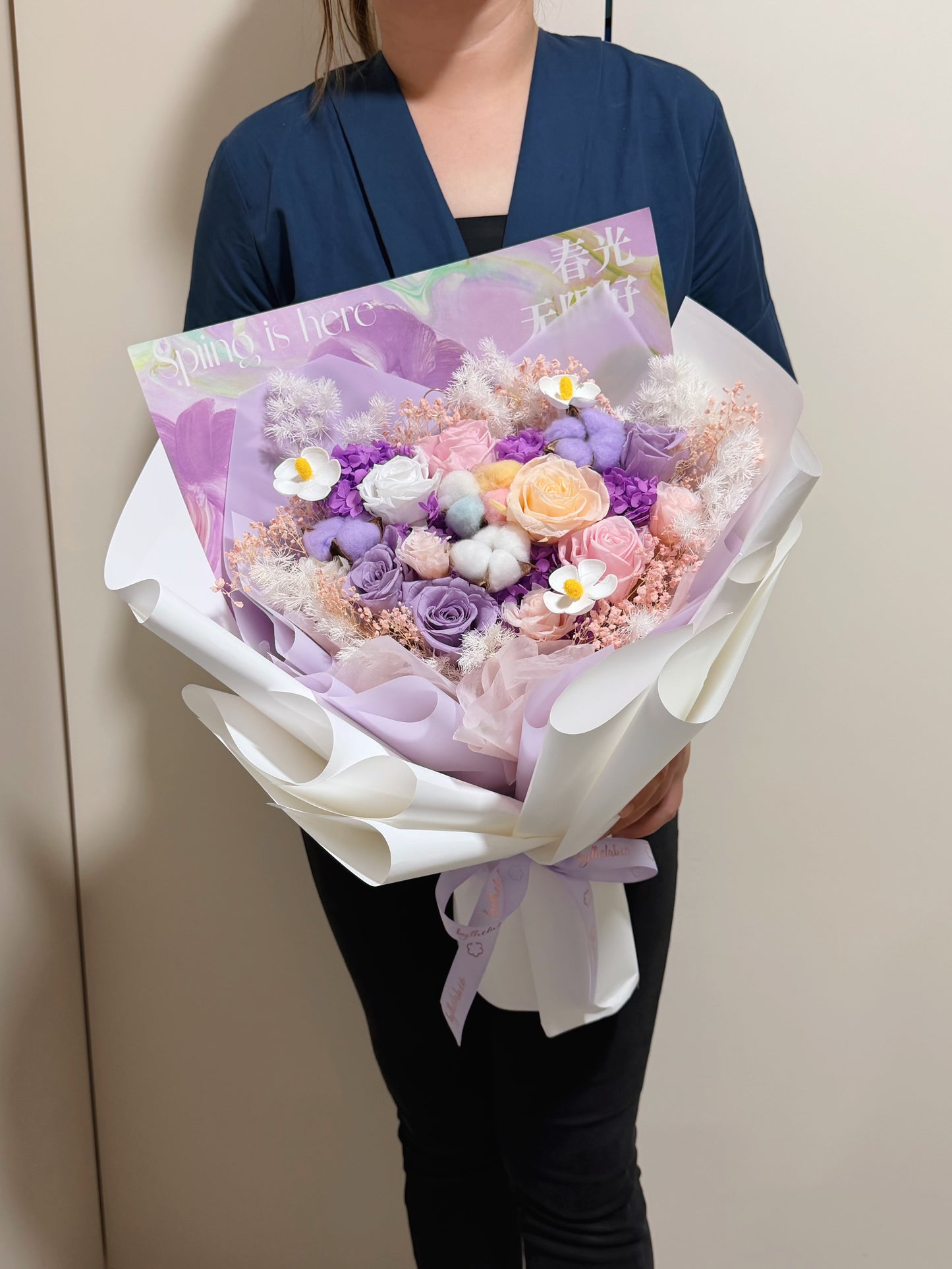 Spring Purple - Large Preserved Roses Bouquet