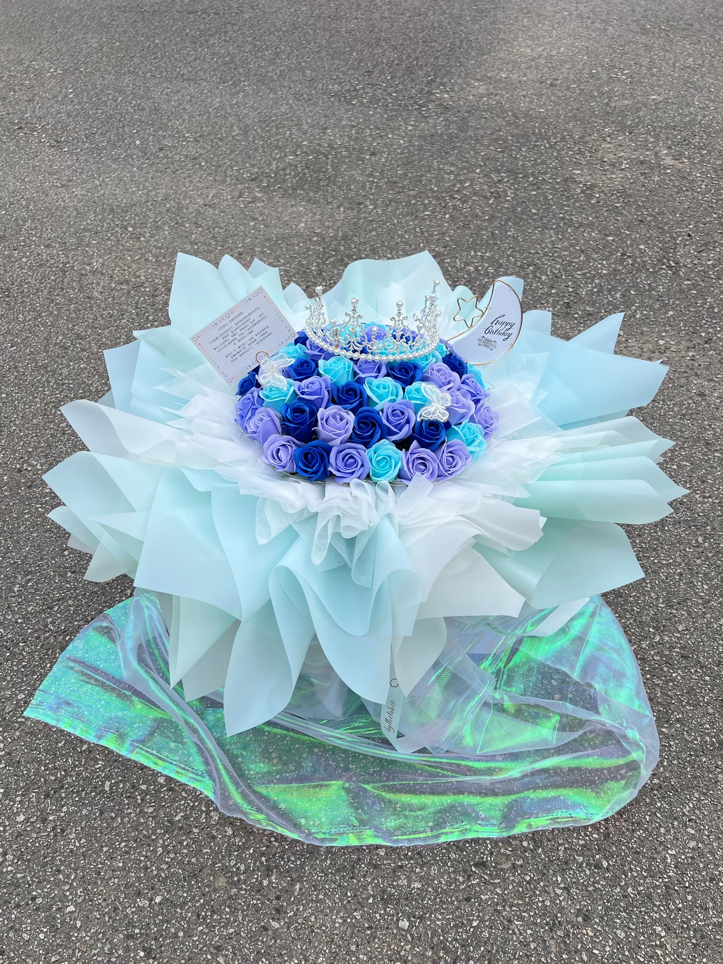 52 Stalks Soap Roses in Fantasy Dream Holographic (Blue)