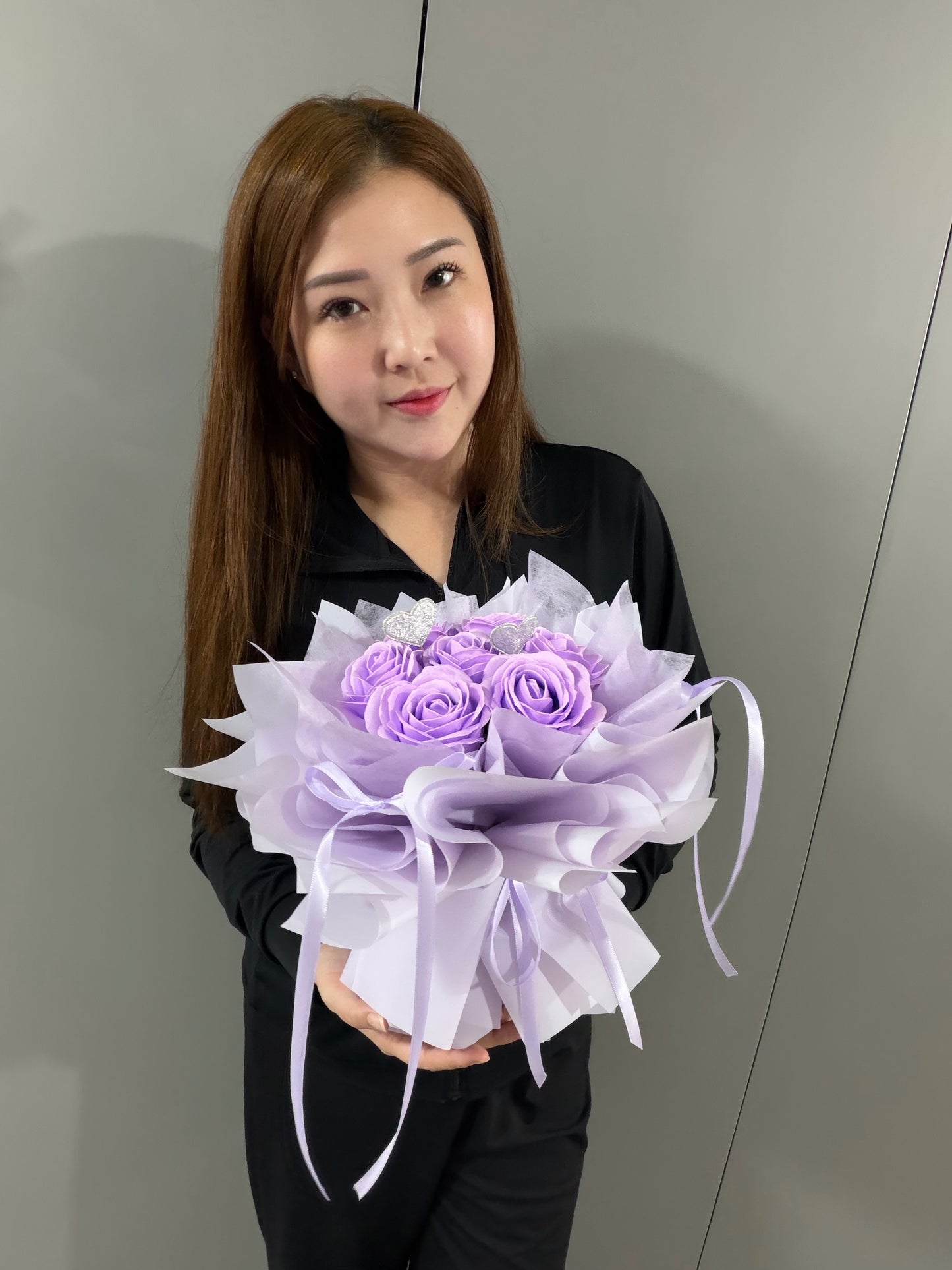 Small Fantasy Bouquet in Purple Soap Roses