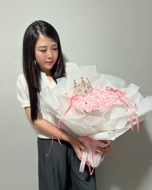 33 Stalks - ''Princess Dream'' Pink Soap Roses Bouquet