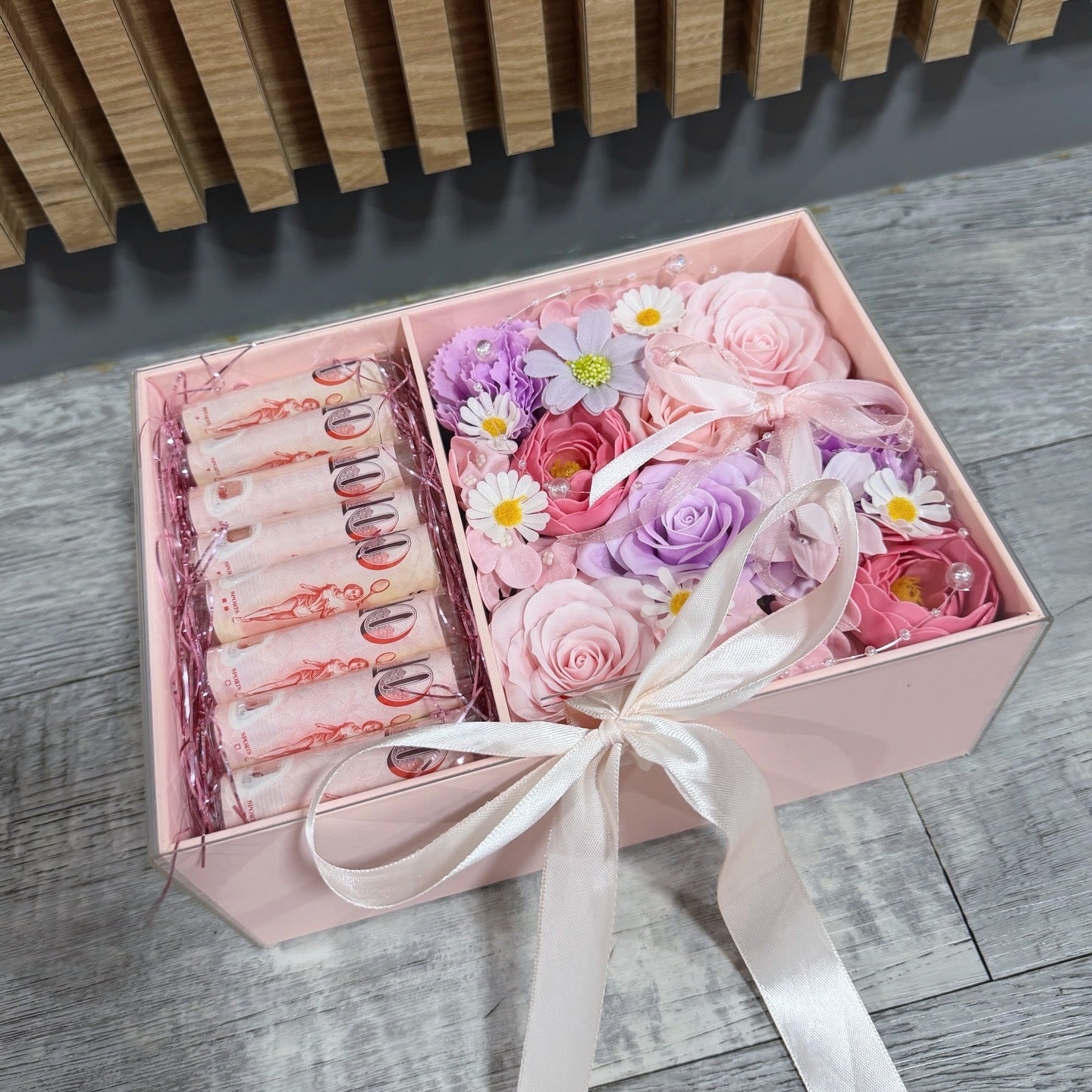 (Avail! Whatsapp To Order) Classical Money Box in Mix Bloom Soap Flowers!