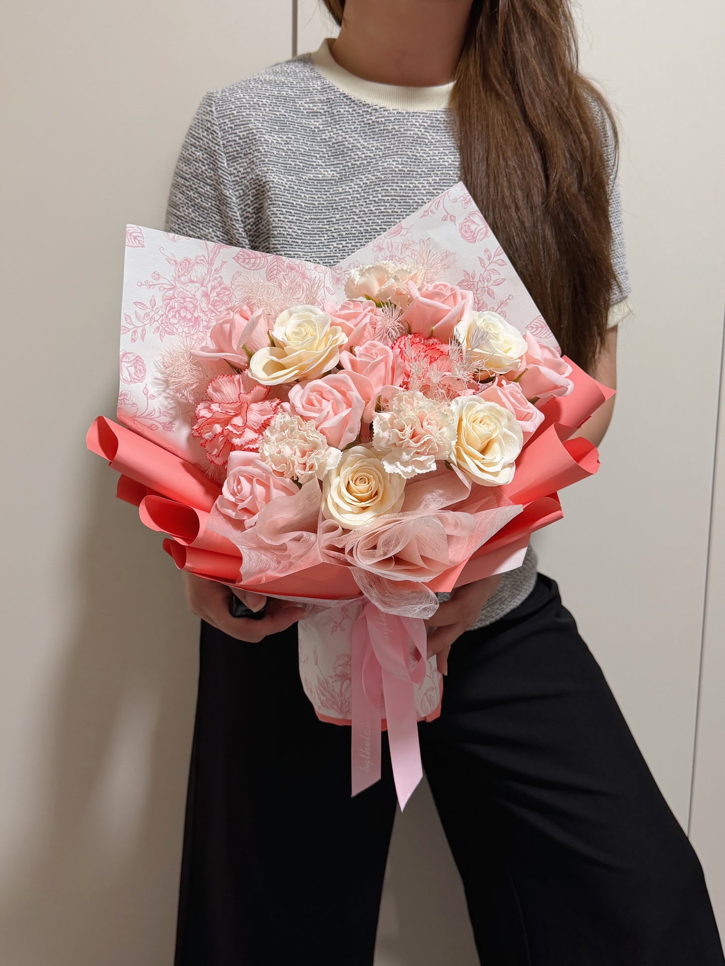 Soft Luminous Blooming Soap Flowers Bouquet