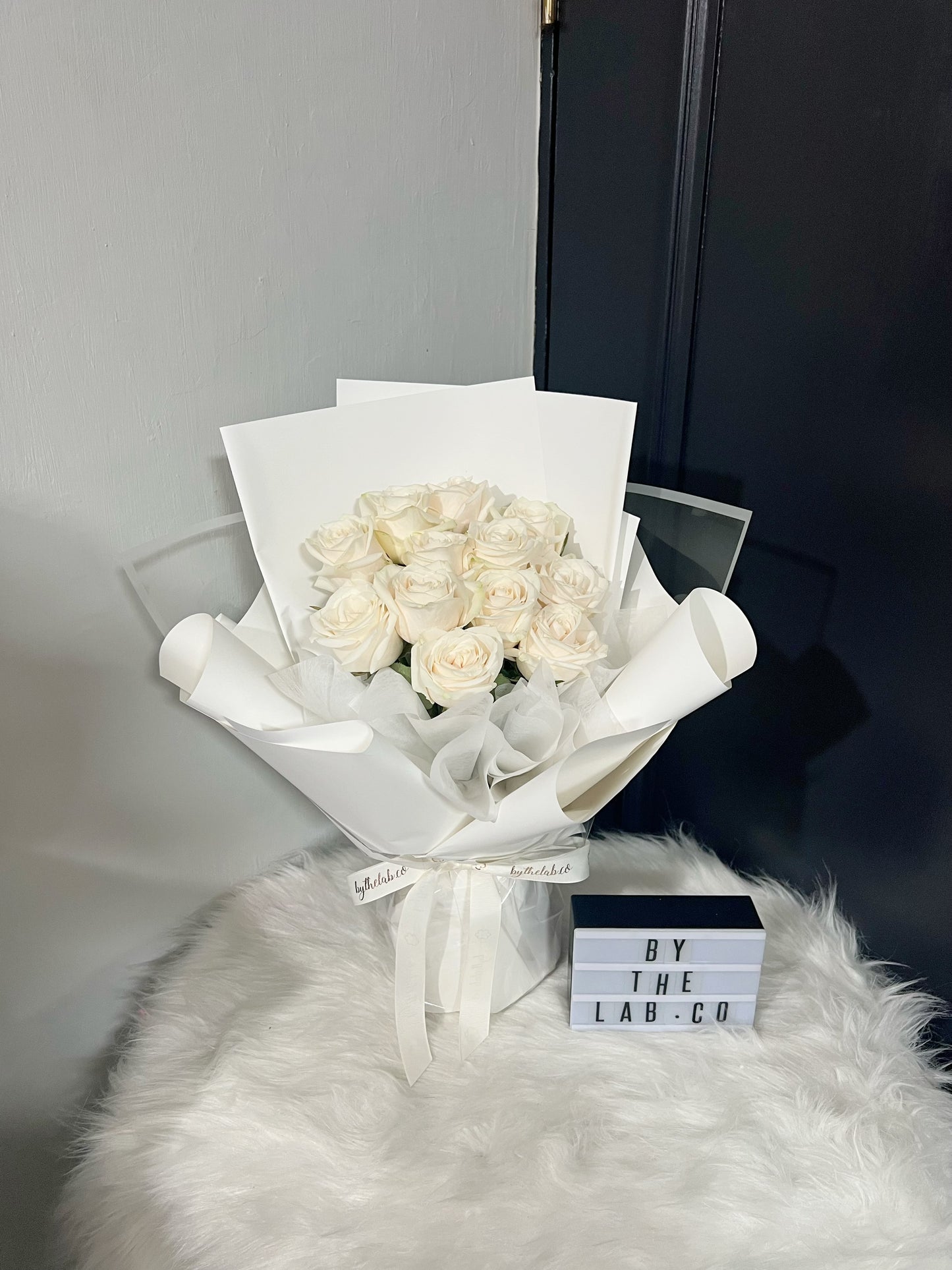 Classic White : 9 Stalks Fresh White Roses Bouquet