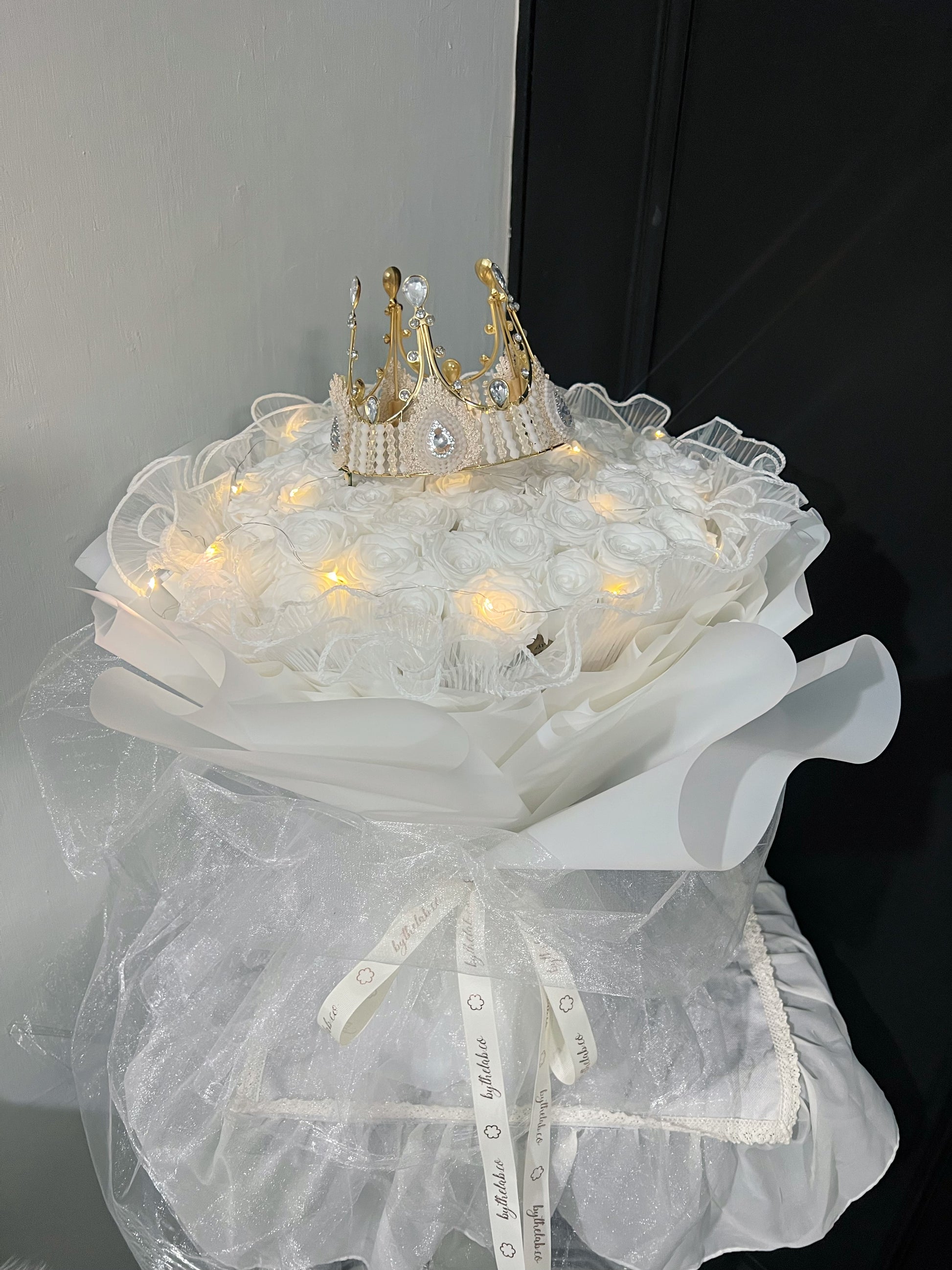 52 Stalks White Preserved Roses in Dreamy White – bythelab.co