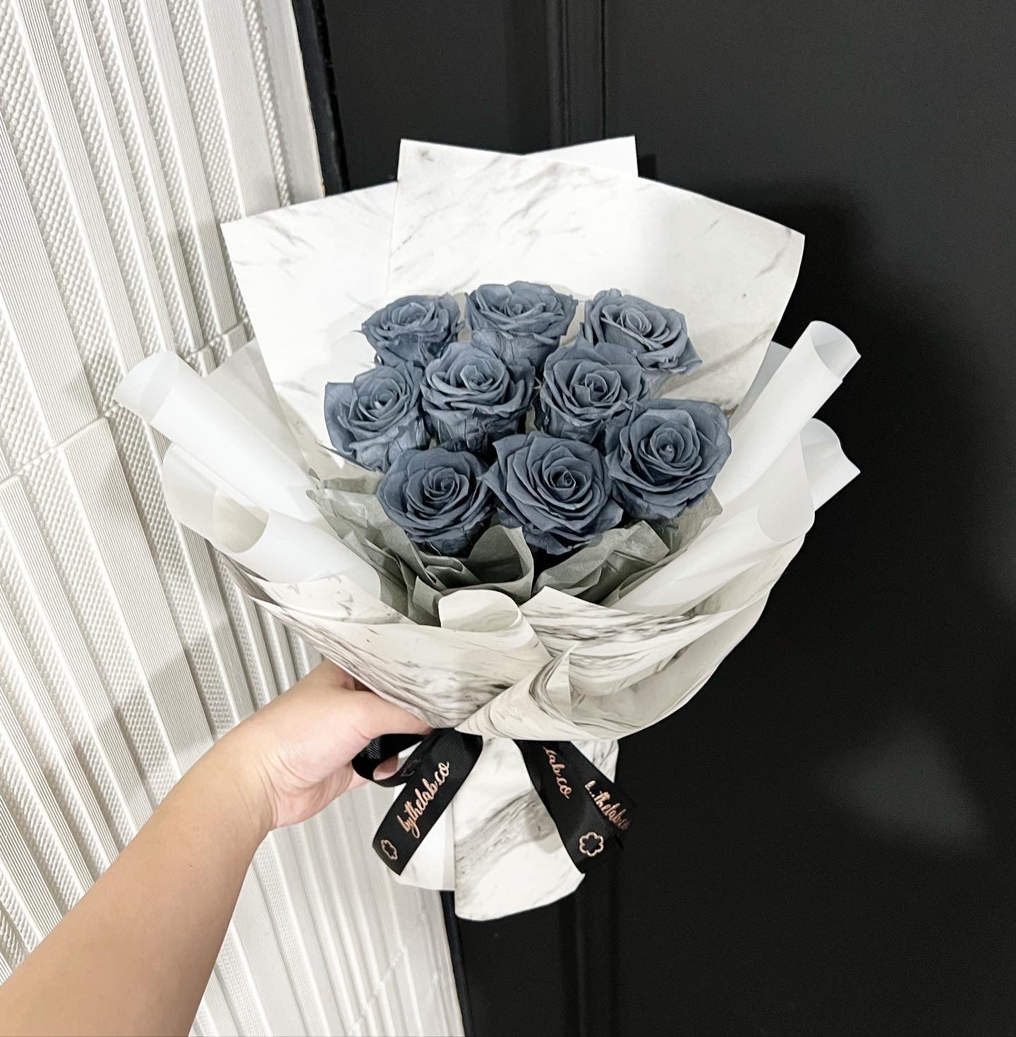 9 Stalks Preserved Roses Bouquet