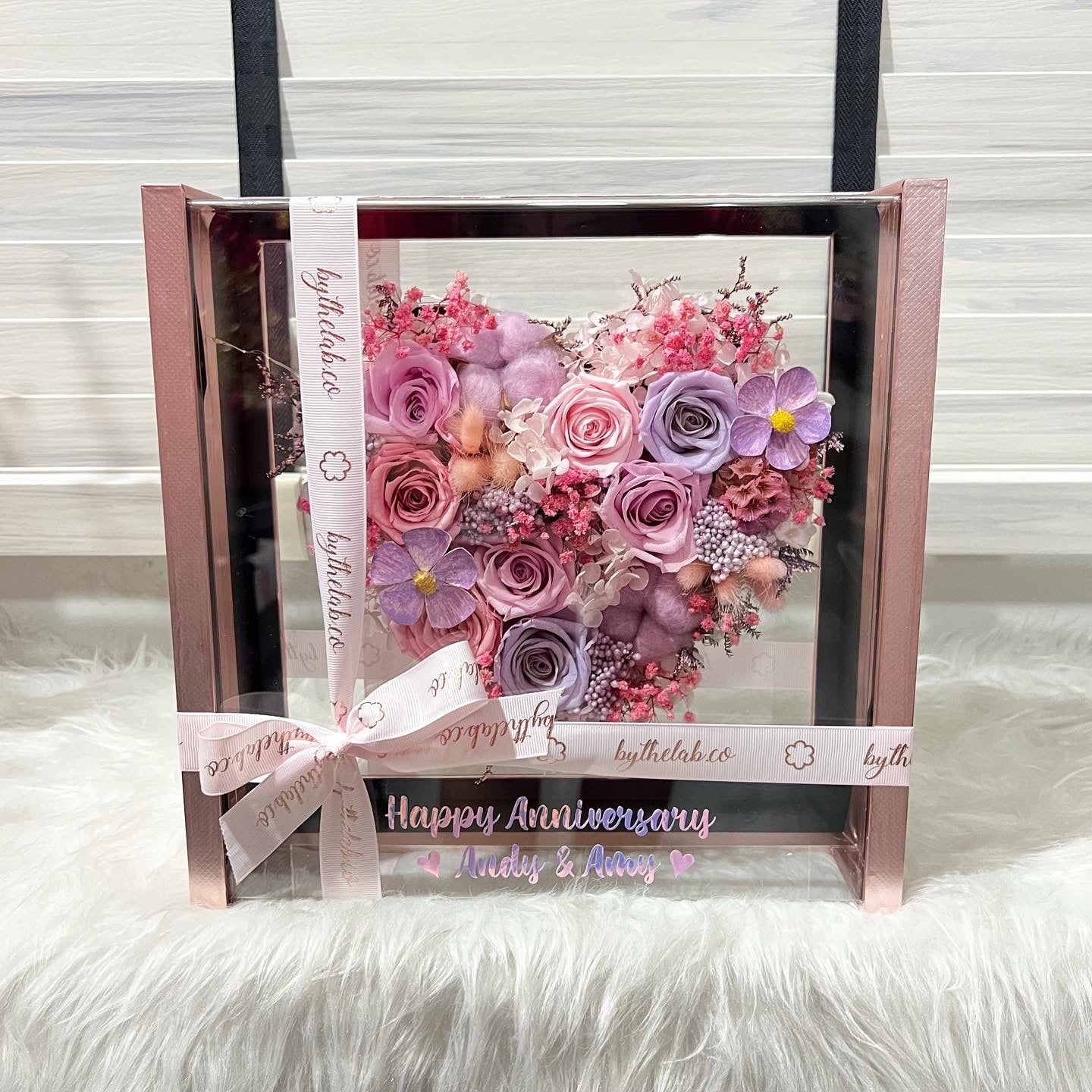 Acrylic Heart Box in Customized Preserved Flower Series - Rose gold